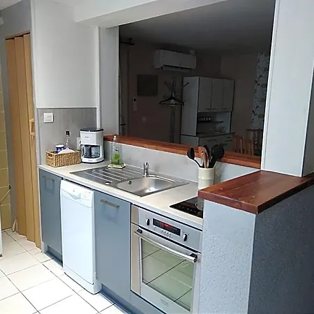 Les Tourterelles Bed & Breakfast