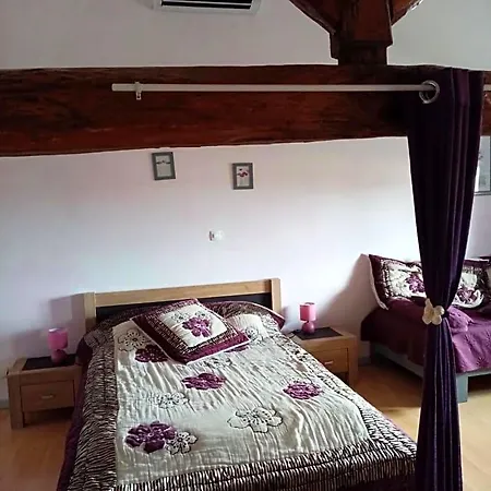 Les Tourterelles Bed & Breakfast 3*